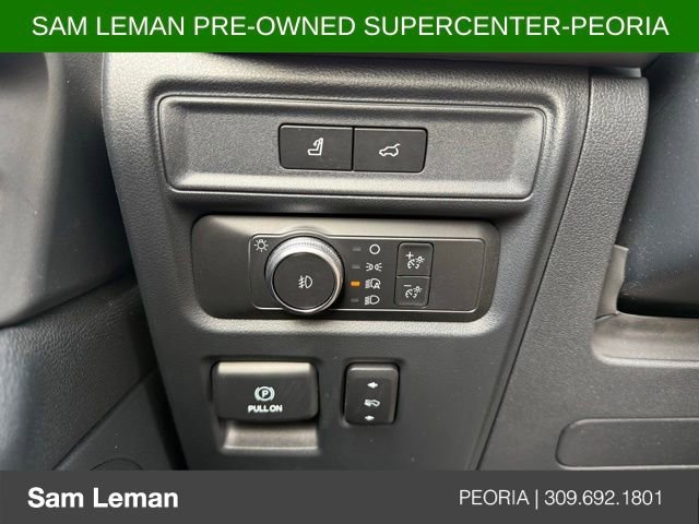 Used 2022 Ford Expedition XLT image 11