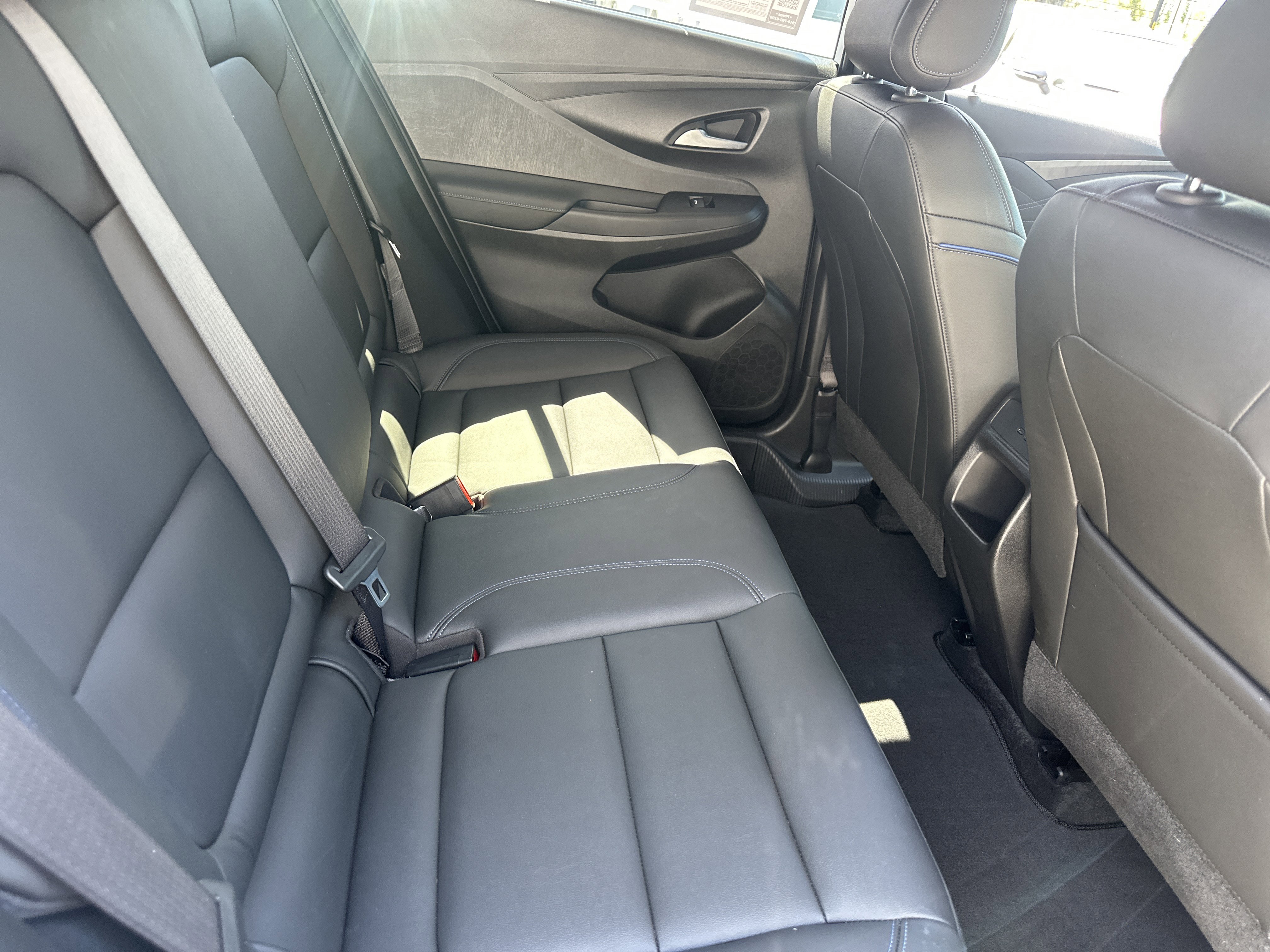 Used 2024 Buick Envista Sport Touring w/ Convenience I Package FWD image 7