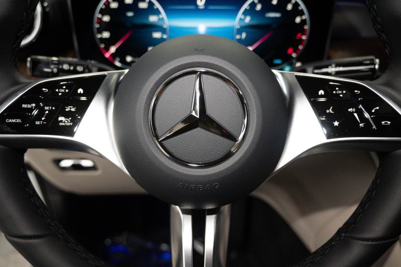 New 2027 Mercedes-Benz GLC 300 image 22