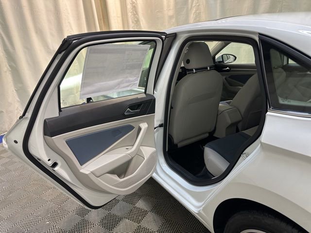 New 2026 Volkswagen Jetta SE image 27