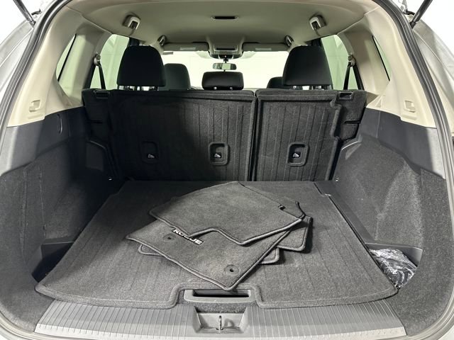 Certified 2025 Nissan Rogue S image 26