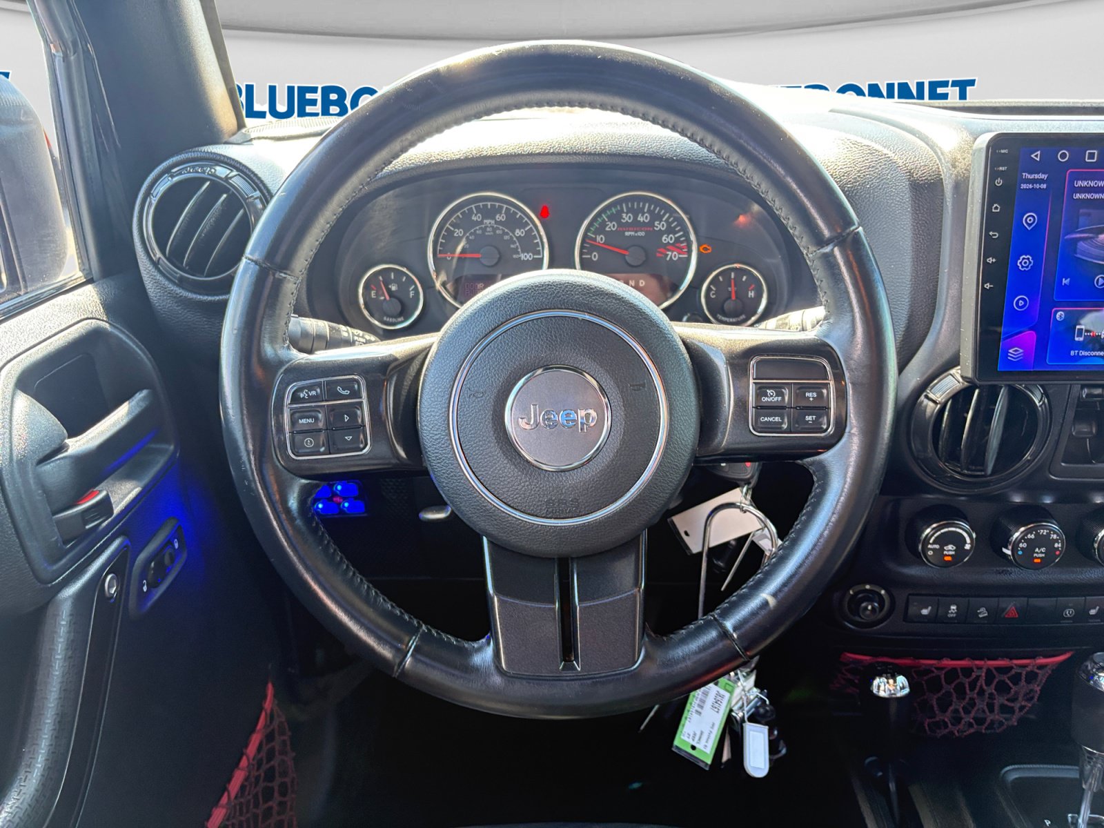 Used 2017 Jeep Wrangler Unlimited Rubicon AWD/4WD image 13