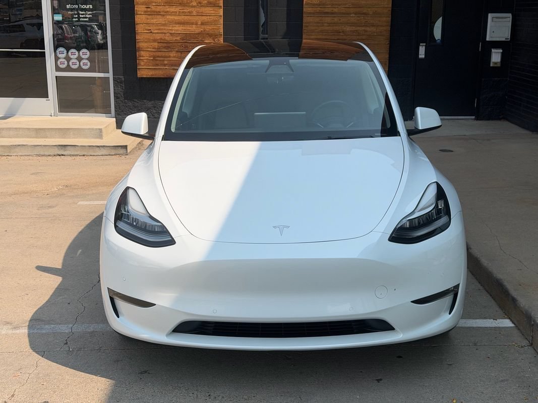Used 2022 Tesla Model Y Long Range AWD/4WD image 9