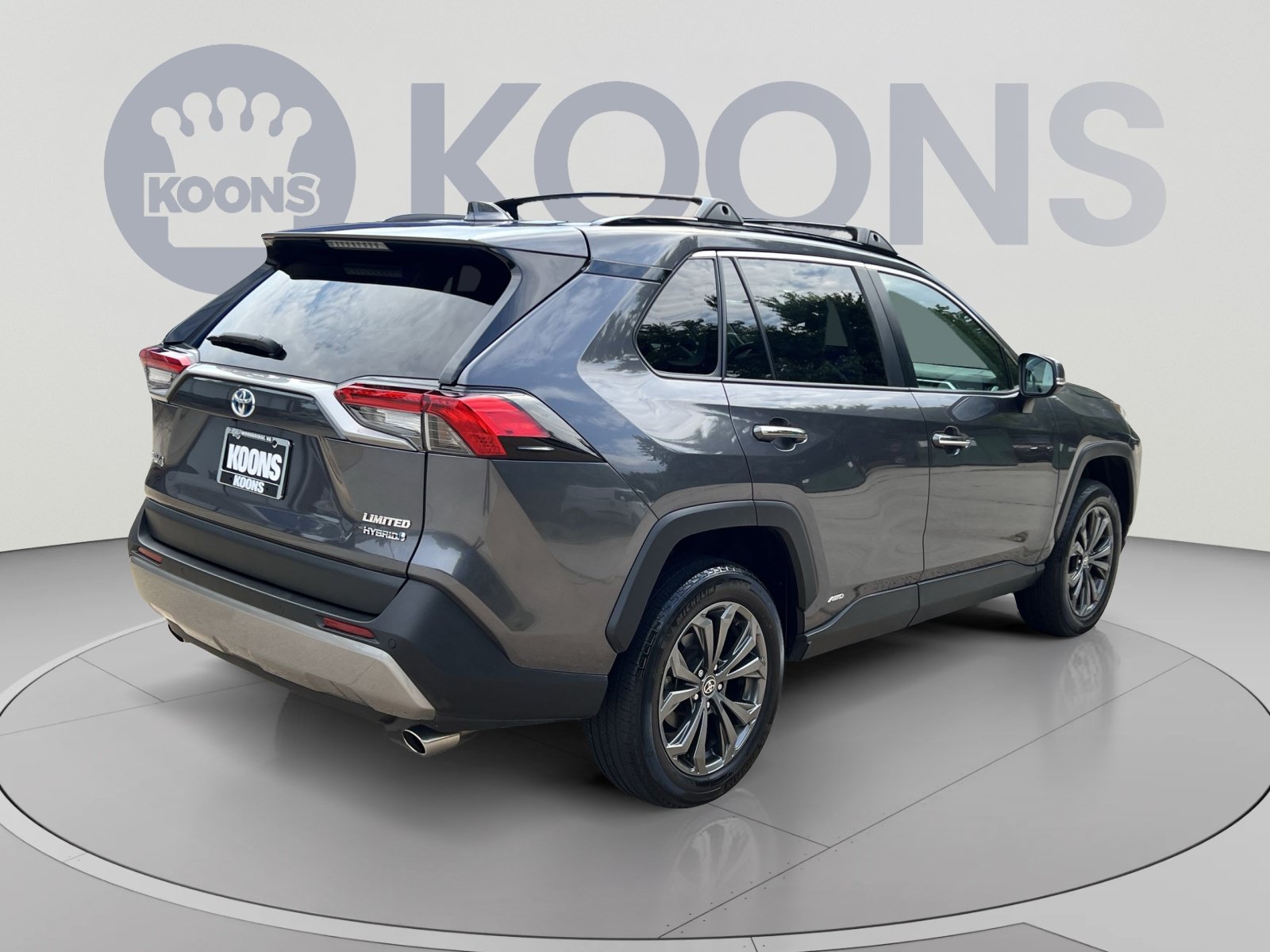 Used 2024 Toyota RAV4 Limited w/ Advanced Technology Package AWD/4WD image 7