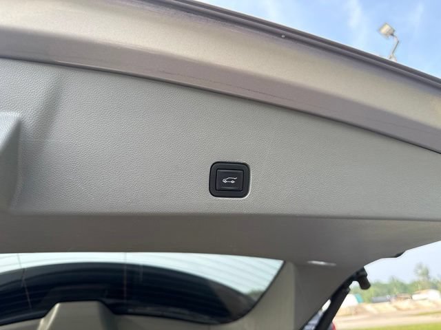 Used 2022 Cadillac XT6 Premium Luxury AWD/4WD image 60