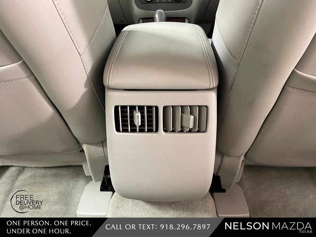 Used 2011 Buick Lucerne CXL image 42