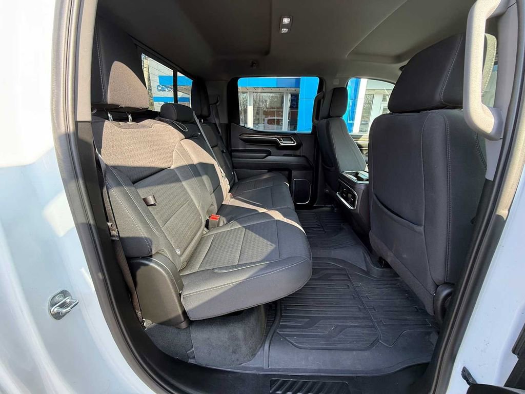 Used 2024 GMC Sierra 1500 Elevation w/ Preferred Package image 39