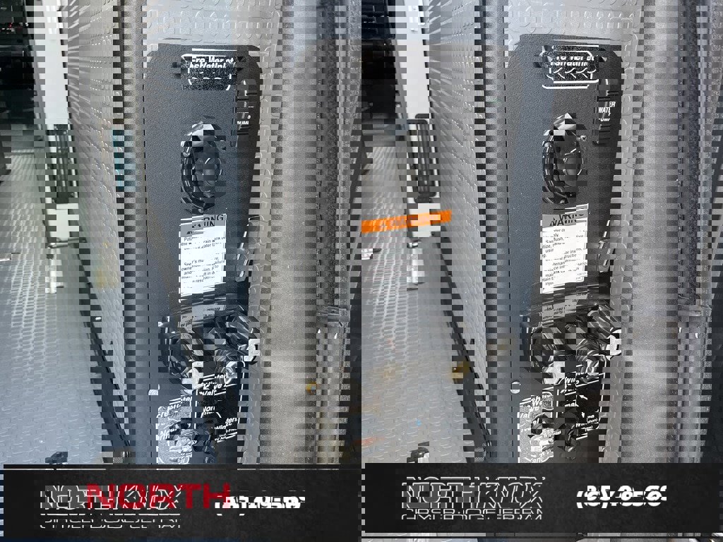 Used 2023 Mercedes-Benz Sprinter 144 Cargo image 29