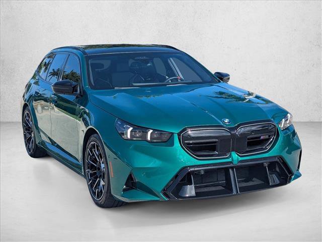 Used 2026 BMW M5 Touring AWD/4WD image 3