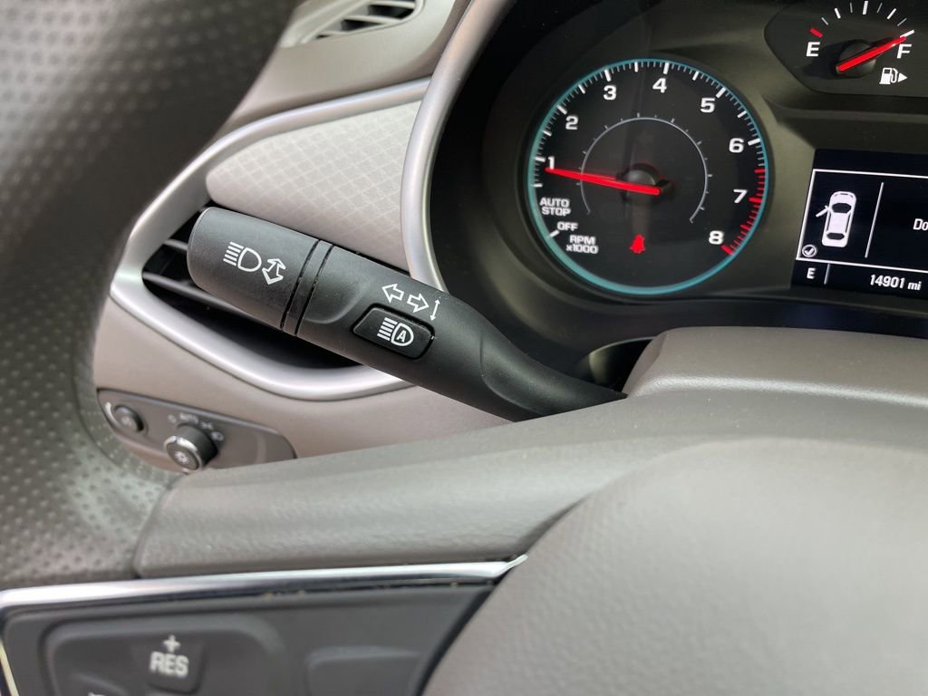 Used 2025 Chevrolet Malibu LT image 15