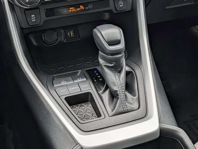 Certified 2025 Toyota RAV4 XLE w/ Convenience Package image 13