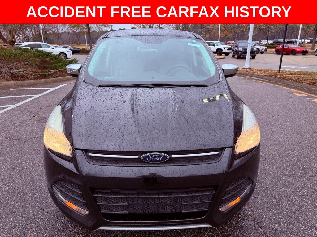 Used 2015 Ford Escape SE image 2