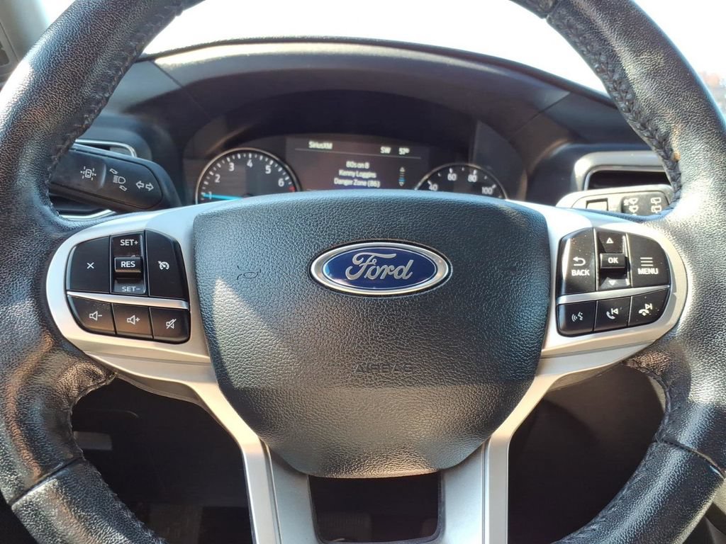 Certified 2023 Ford Explorer XLT w/ Equipment Group 202A AWD/4WD image 22