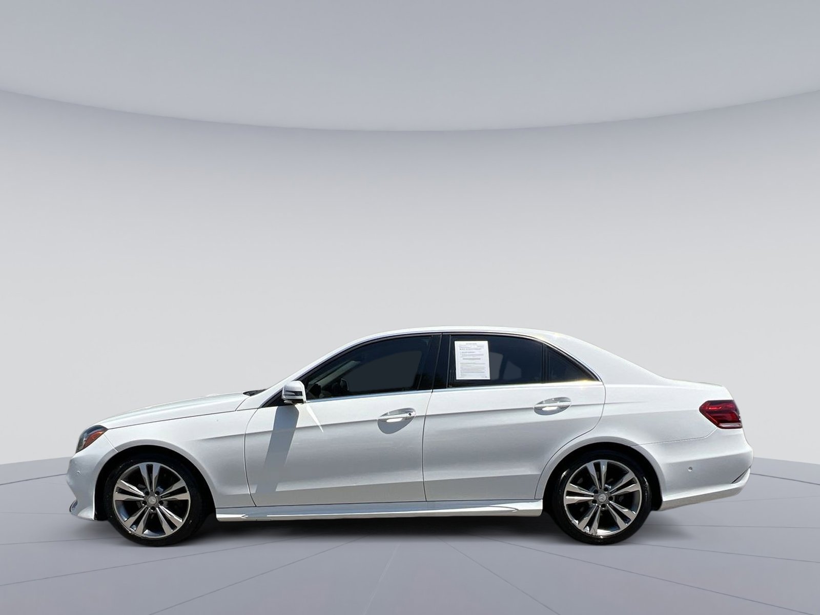 Used 2016 Mercedes-Benz E 350 Sedan image 6