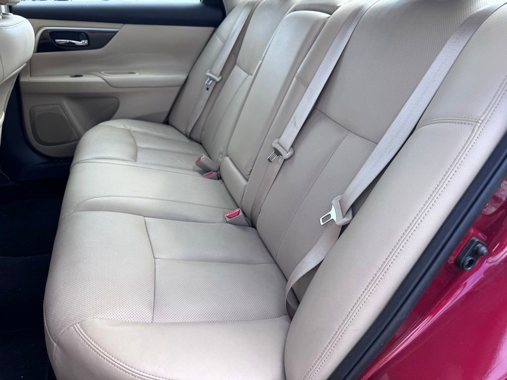 Used 2015 Nissan Altima 2.5 SL FWD image 17