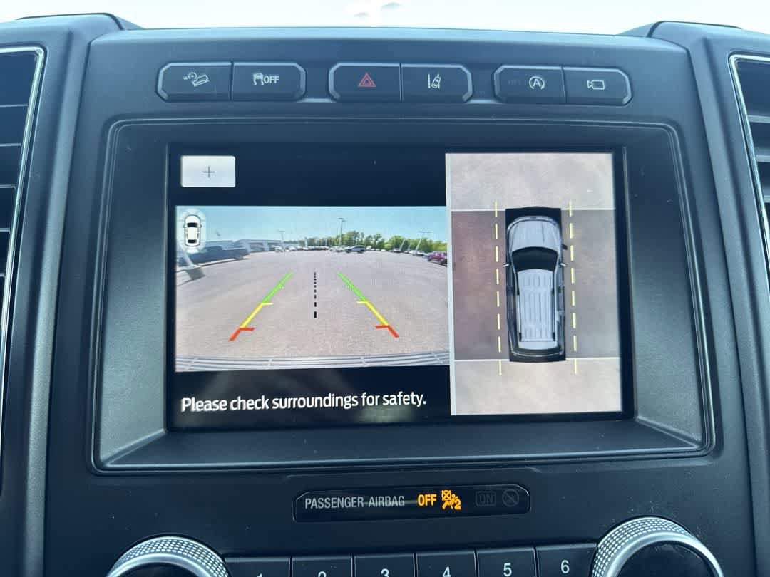 Used 2021 Ford Expedition Limited AWD/4WD image 17