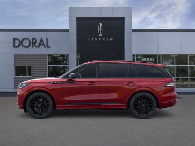 New 2026 Lincoln Aviator Reserve w/ Jet Appearance Package RWD image 3