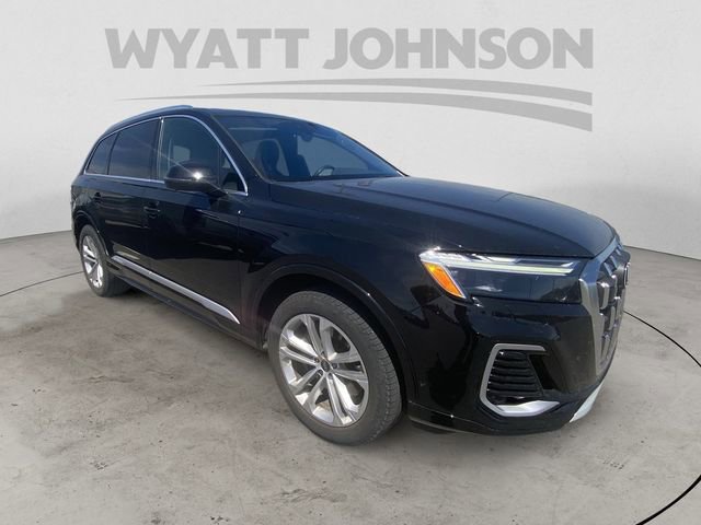 Used 2025 Audi Q7 3.0T Premium Plus image 13