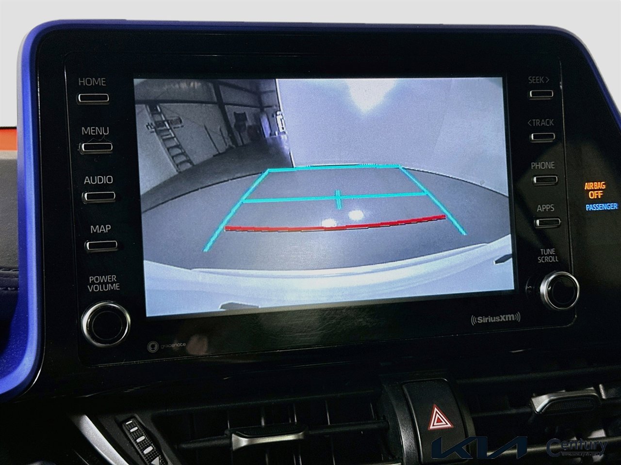 Used 2020 Toyota C-HR XLE image 13