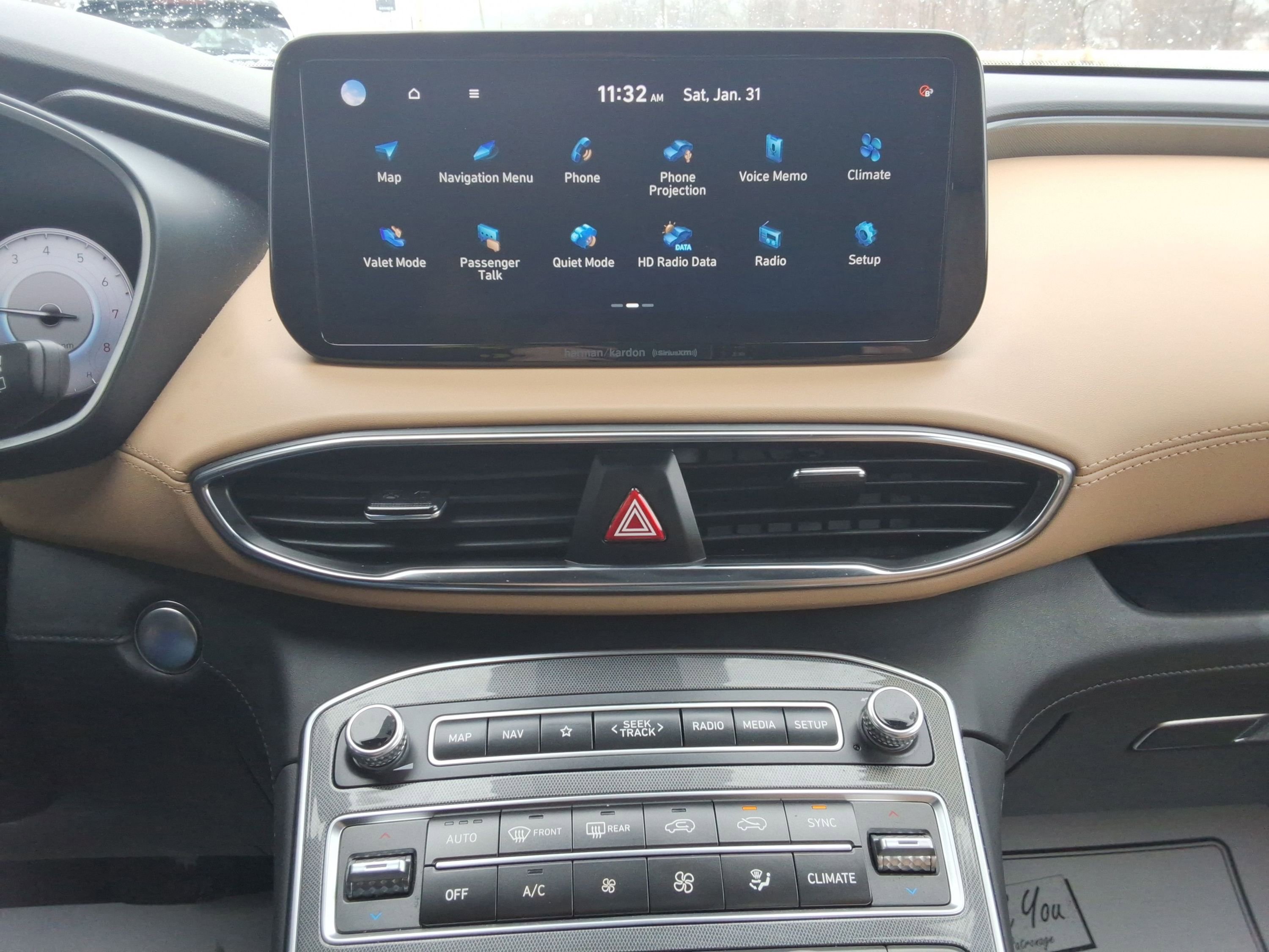 Used 2023 Hyundai Santa Fe Calligraphy w/ Cargo Package image 15