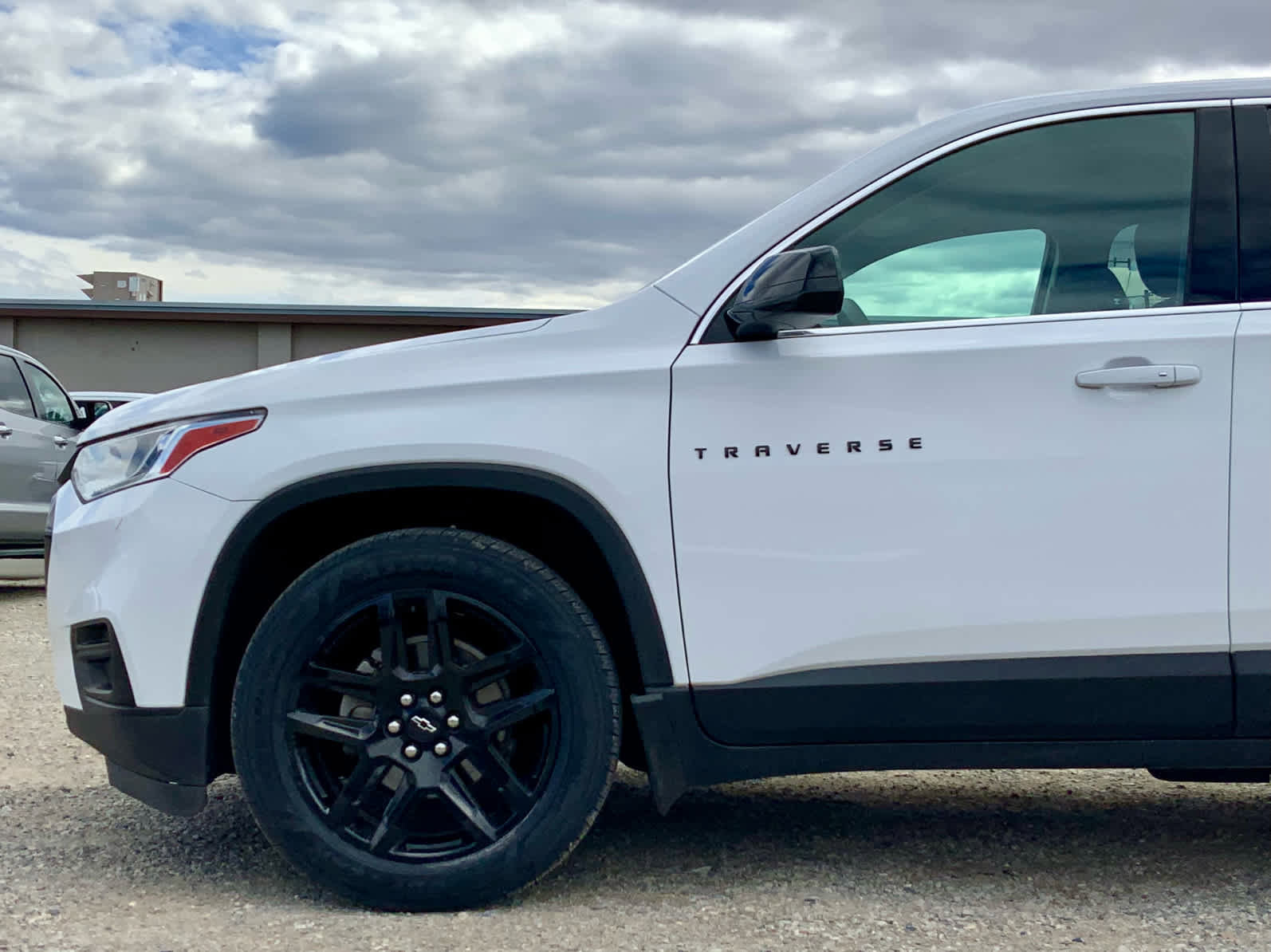 Used 2019 Chevrolet Traverse LS w/ LPO, Blackout Package AWD/4WD image 9