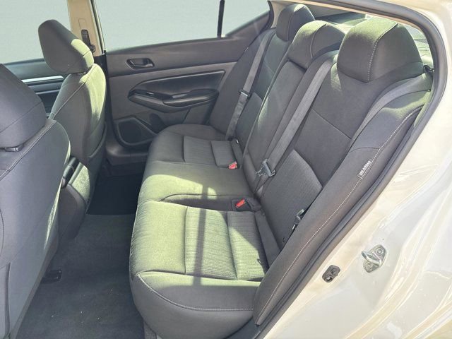 Used 2023 Nissan Altima 2.5 SV FWD image 18