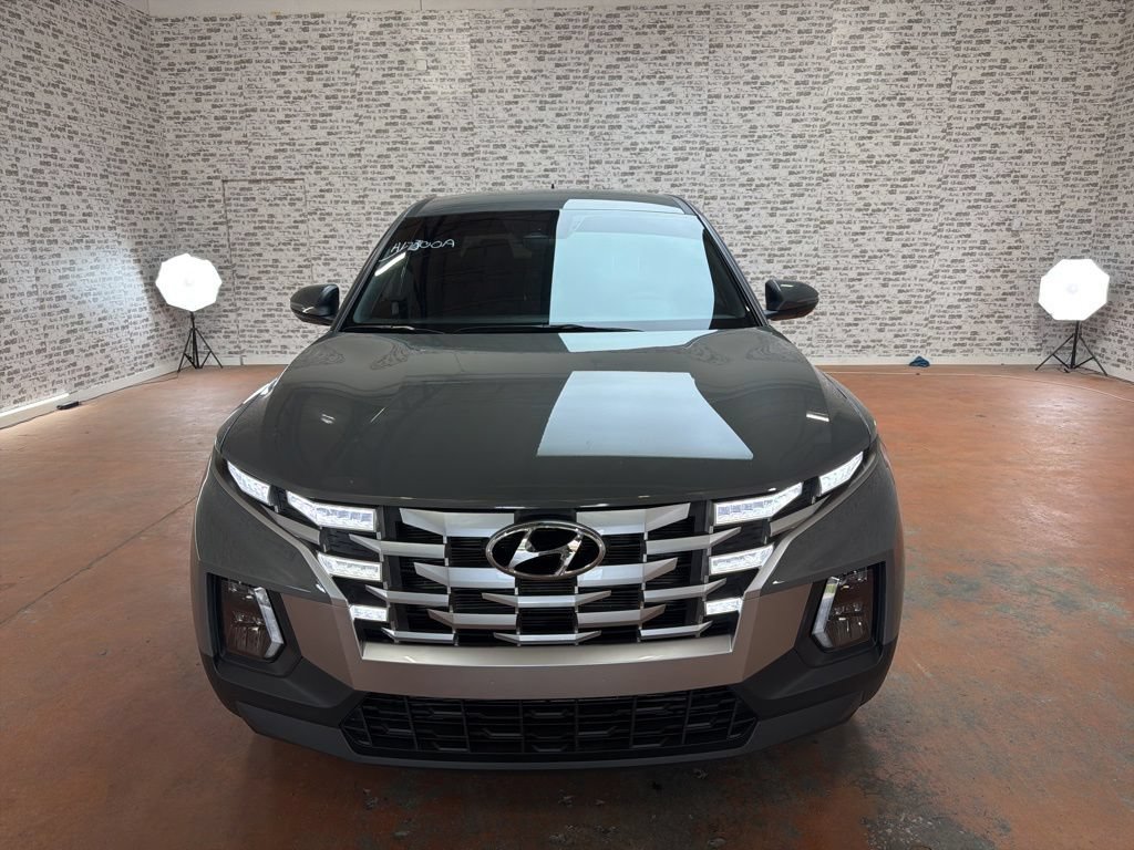 Certified 2024 Hyundai Santa Cruz SEL FWD image 2