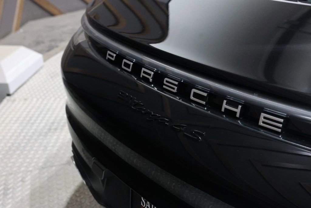 Used 2021 Porsche 911 Targa 4S image 16