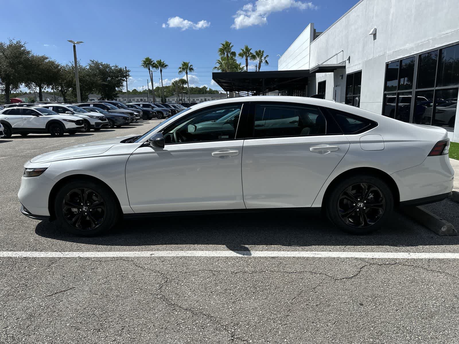 Used 2025 Honda Accord SE image 5