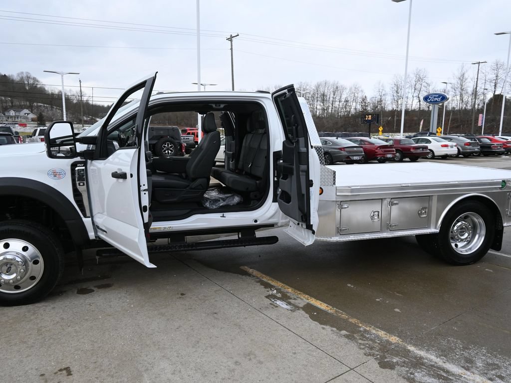Used 2024 Ford F550 2WD SuperCab Super Duty w/ XLT Value Package image 96