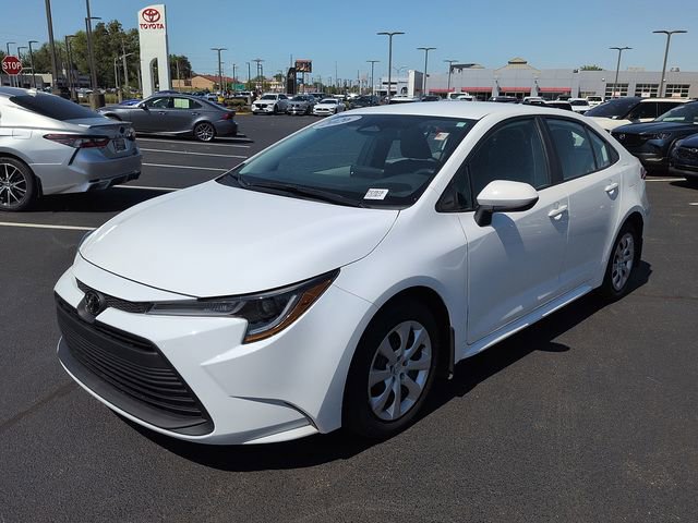 Certified 2026 Toyota Corolla LE FWD image 3