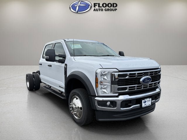 New 2026 Ford F550 4x4 Crew Cab image 1