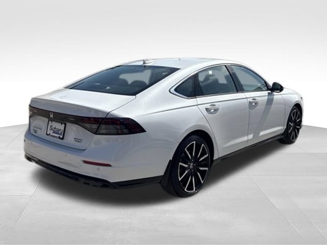 Used 2025 Honda Accord Touring image 7