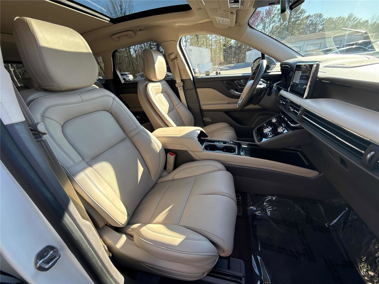 Used 2021 Lincoln Corsair Grand Touring w/ Equipment Group 301A image 24