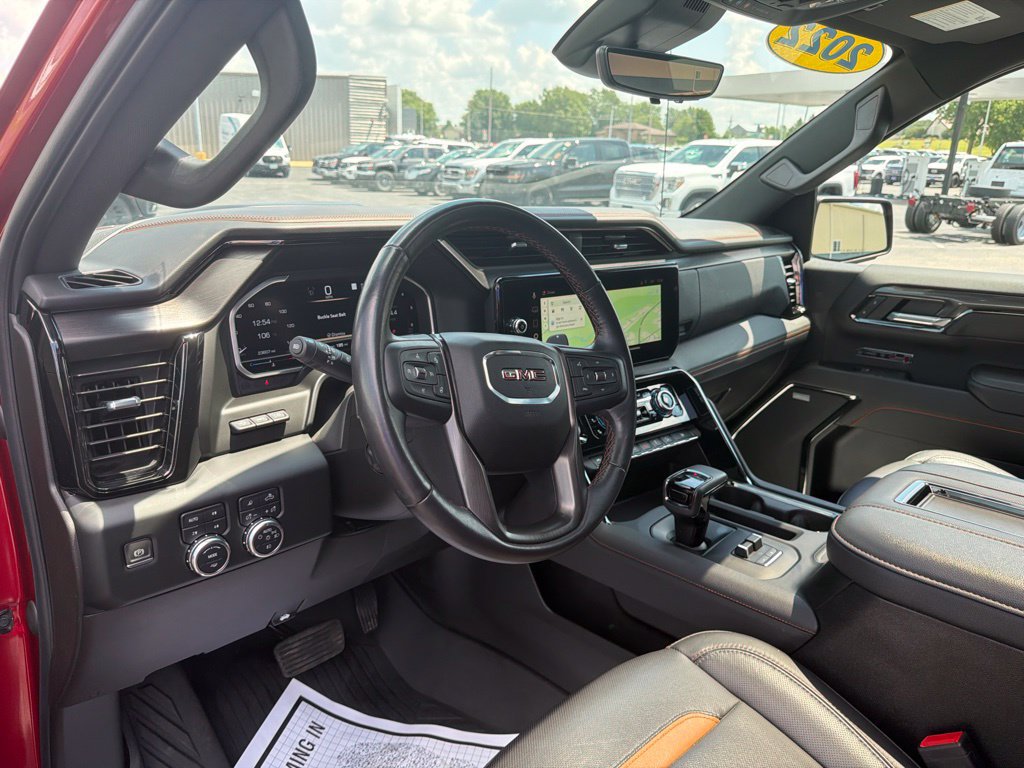 Used 2022 GMC Sierra 1500 AT4 w/ AT4 Premium Package AWD/4WD image 11
