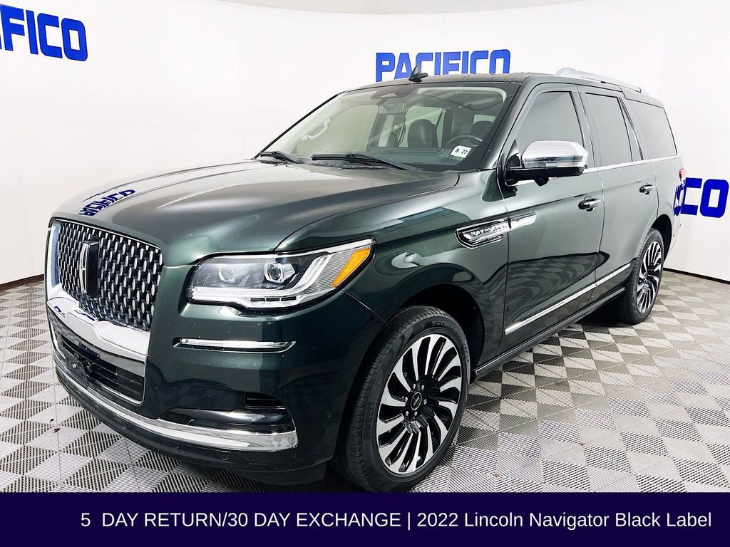 Used 2022 Lincoln Navigator Black Label image 4