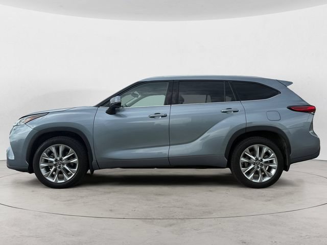 Used 2020 Toyota Highlander Limited AWD/4WD image 2