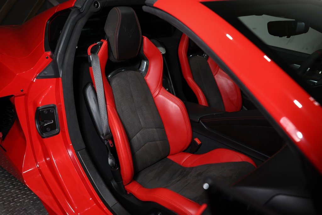 Used 2021 Chevrolet Corvette Stingray Premium Cpe w/ Engine Appearance Package image 22