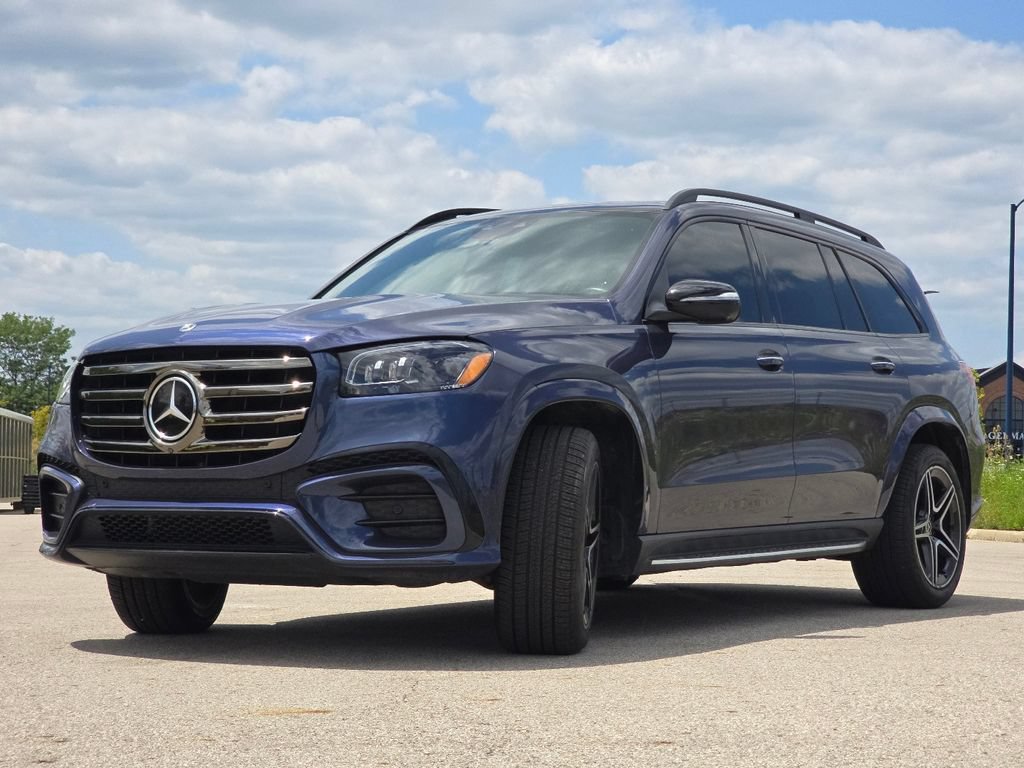 Used 2024 Mercedes-Benz GLS 450 4MATIC image 12