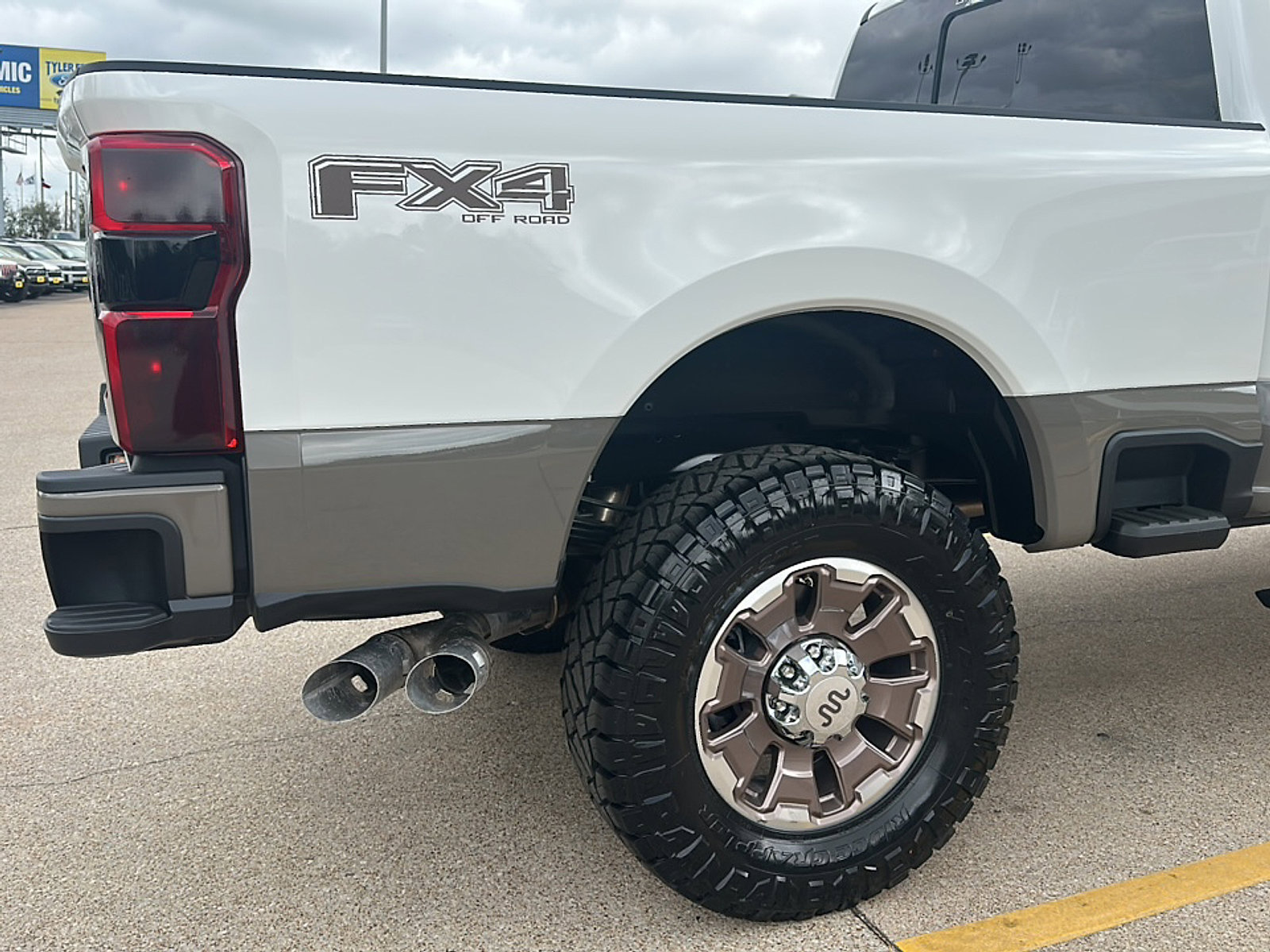 New 2026 Ford F250 King Ranch AWD/4WD image 10