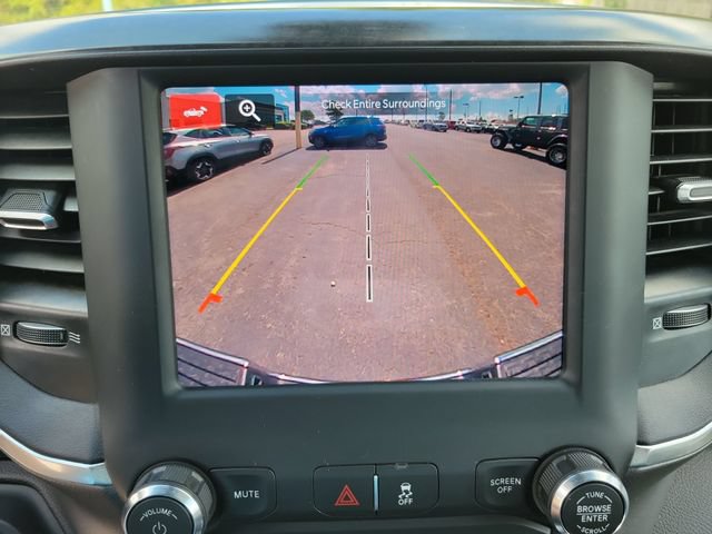 Used 2024 RAM 3500 Big Horn AWD/4WD image 22