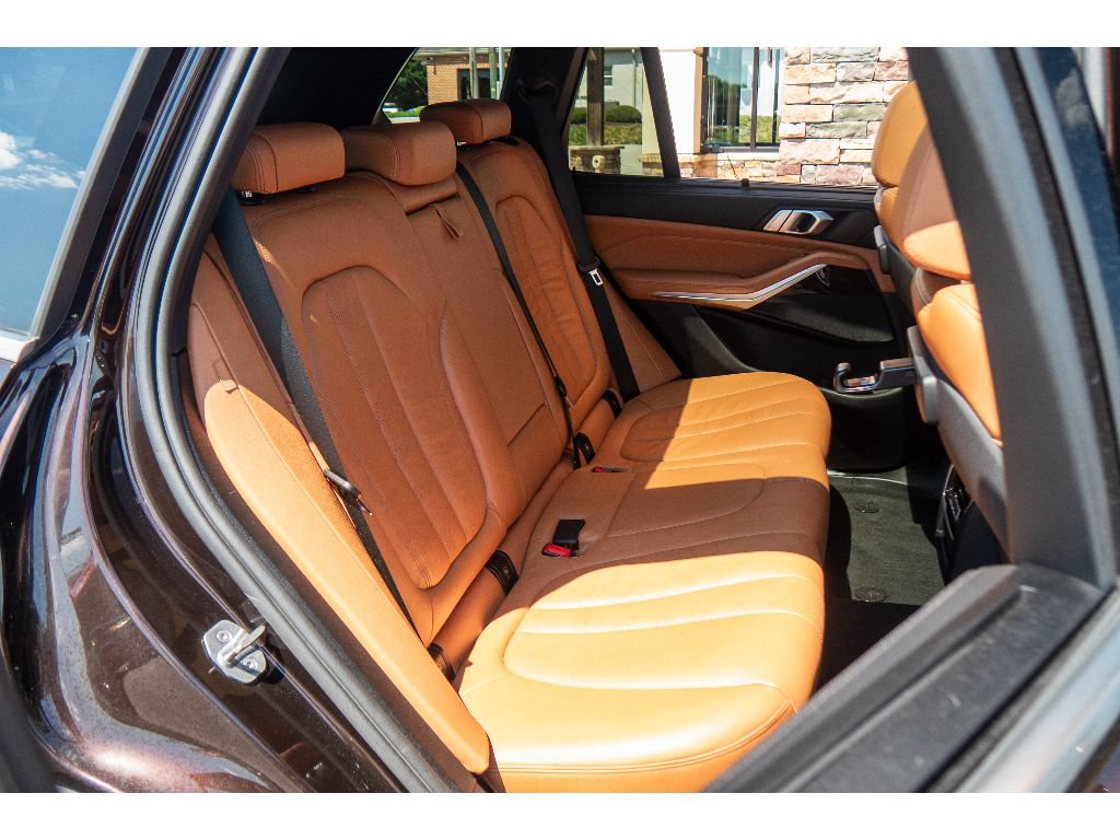 Used 2019 BMW X5 xDrive40i w/ Executive Package AWD/4WD image 21