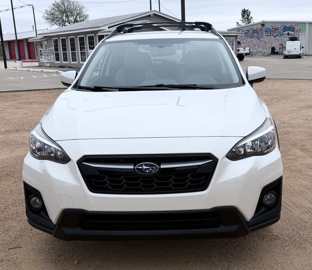 Used 2018 Subaru Crosstrek 2.0i Premium w/ Eyesight System image 2