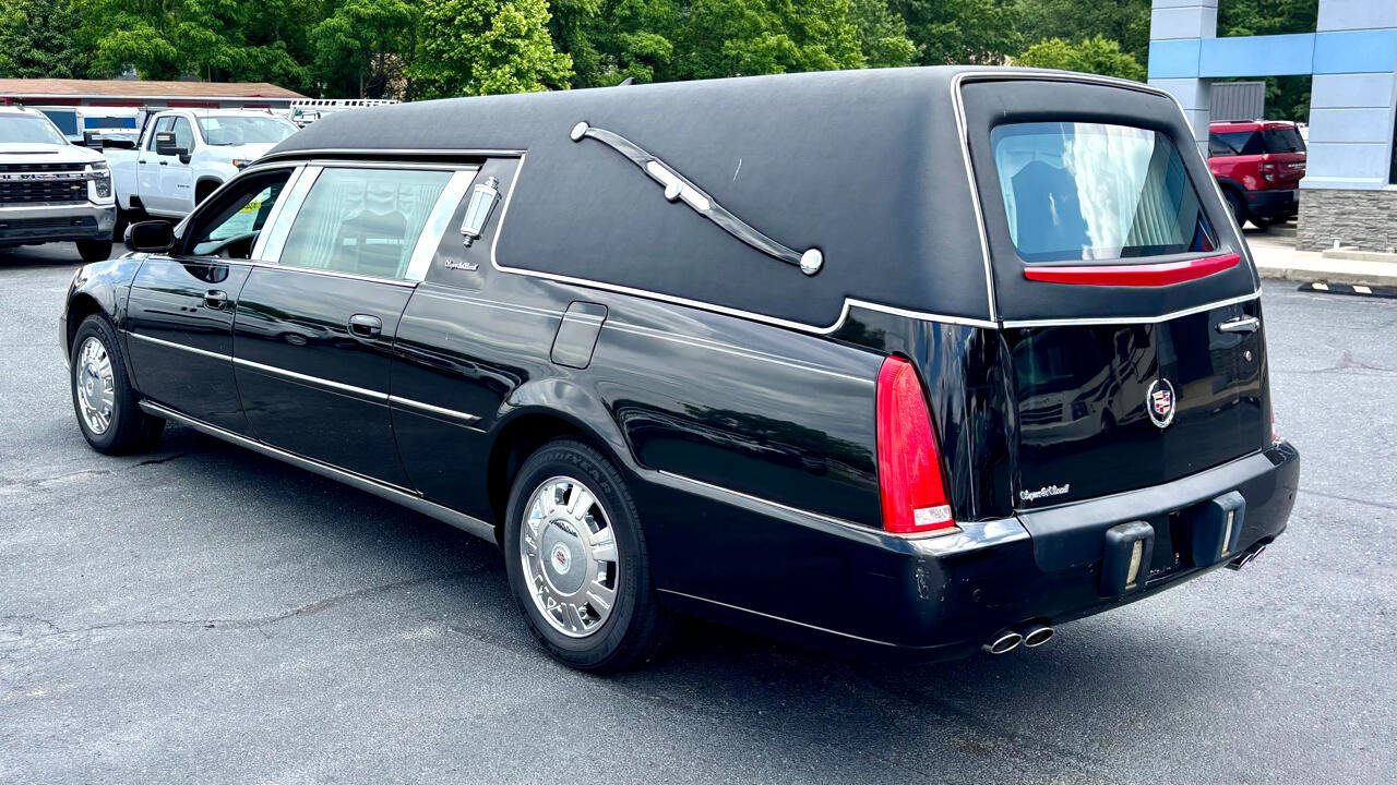 Used 2011 Cadillac DTS Hearse image 8