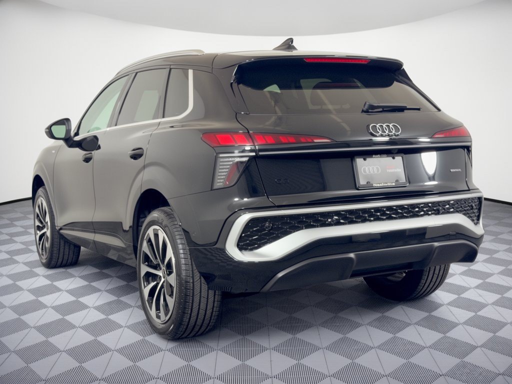 Certified 2026 Audi Q3 quattro 2.0T AWD/4WD image 3