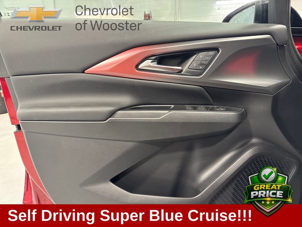 New 2025 Chevrolet Equinox EV RS w/ Active Safety Package 3 AWD/4WD image 32