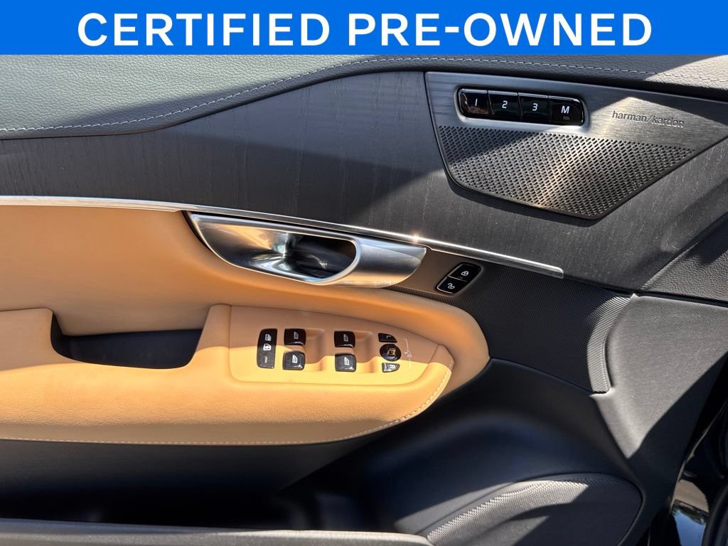 Certified 2024 Volvo XC90 T8 Ultimate w/ Lounge Package AWD/4WD image 12