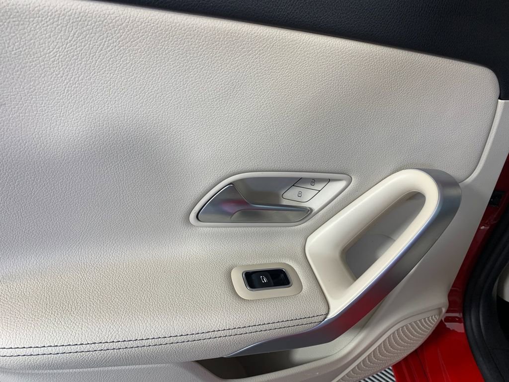 Used 2019 Mercedes-Benz A 220 image 30