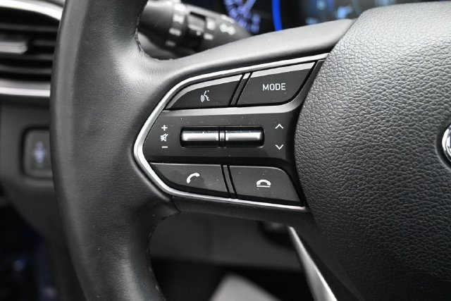 Used 2019 Hyundai Santa Fe AWD image 12
