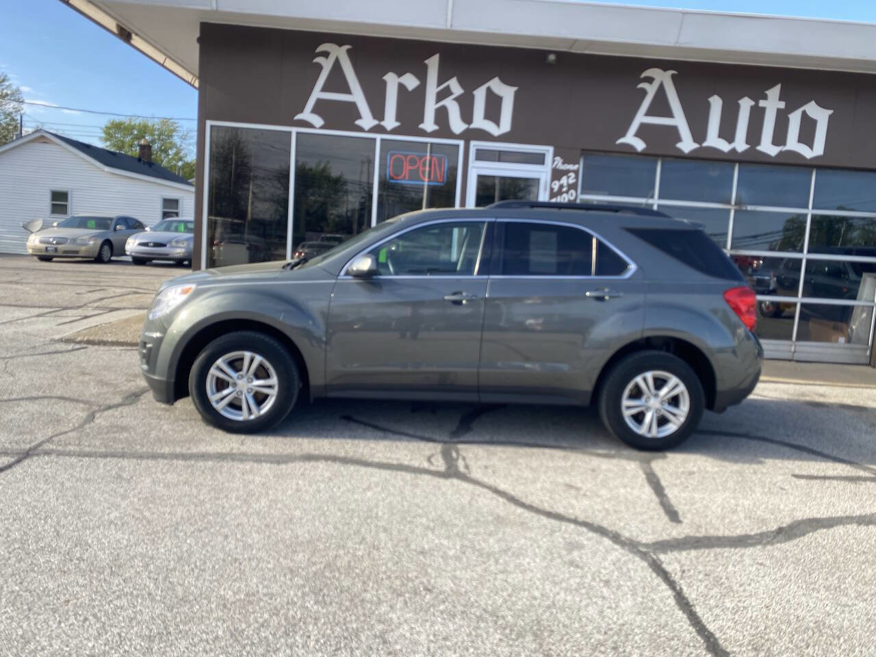 Used 2013 Chevrolet Equinox LT w/ Driver Convenience Package image 6